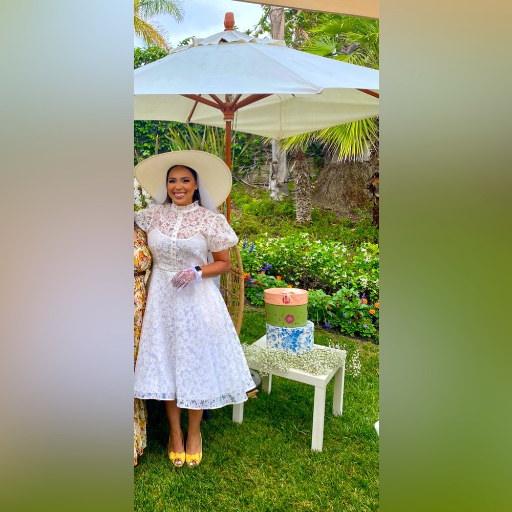 Vintage daisy swing dress